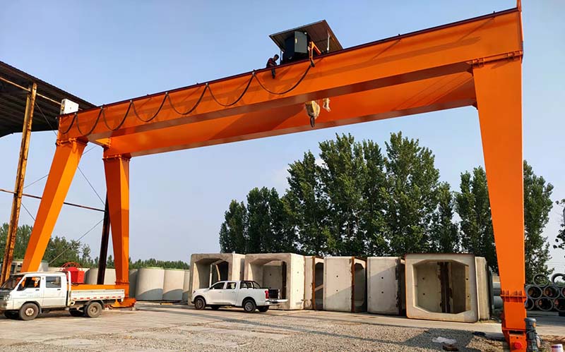 欧式双梁门式起重机