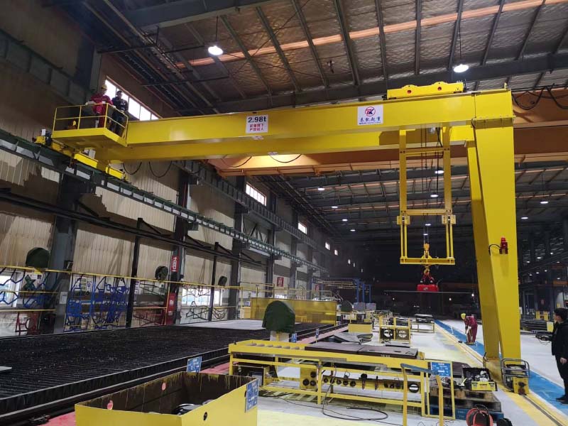 住友建机半门吊施工现场